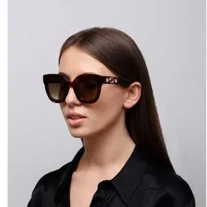 Gucci | Accessories | Gucci Gg208s Star Cat Eye Sunglasses  display picture 2